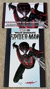 MILES MORALES SPIDER-MAN 25 MIKE MAYHEW SIGNED COA ULTIMATE 1 TRADE VARIANT-A - Picture 1 of 2