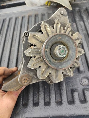 1976-1984 Toyota 4Runner Celica Corolla Corona Pickup 4 cilindros. Feito no Japão  - Imagem 1 de 4