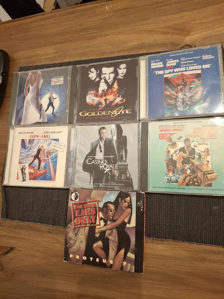 Sammlung James BOND Soundtrack CDs 4 Alben guter ZUSTAND - Bild 1 von 4