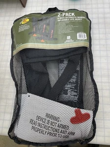 Bass Pro Shops A/M 24 automatische aufblasbare Schwimmweste Jacke schwarz - Bild 1 von 8