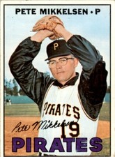 1967 Topps #425 Pete Mikkelsen Pittsburgh Pirates VG