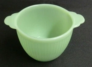De colección Anchor Hocking Fire King JADEÍTA Abierto Pestaña de Azúcar Mango Horno Vidrio Acanalado - Imagen 1 de 4