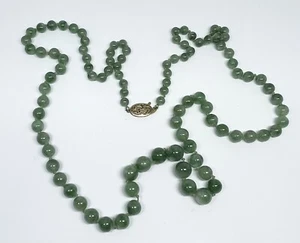 Collana chong antica oro 15 kt giada verde filo graduato appeso lunga 33,25" - Foto 1 di 7