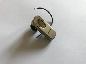 Zestaw słuchawkowy Bluetooth Nokia BH-801 *Złoty* - Zdjęcie 1 z 1