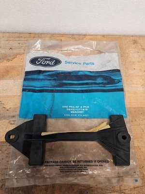 FORD LTD CROWN VIC COUNTRY SQUIRE 1979-1987 OEM SOPORTE DE RETENCIÓN DE BATERÍA NUEVO Foto 1 de 4