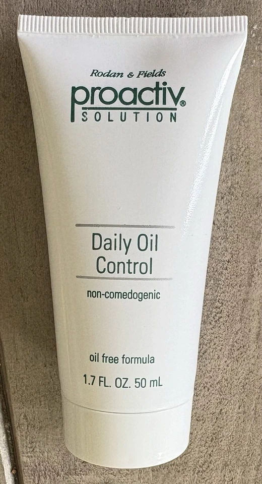 PROACTIV DAILY OIL CONTROL 1,7 OZ Botella Fórmula sin aceite Cuidado del acné ABIERTO SIN SELLO Foto 1 de 1