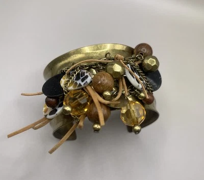 Brazalete estilo vintage color bronce cadena boho cuentas madera colgante Foto 1 de 4