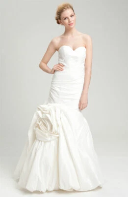 Vestido FAVIANA Sirena Falda Roseta Detalle Tafetán (Talla 6) Foto 1 de 3