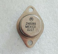 1 Pcs 2N5069 Transistor  by Motorola