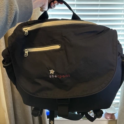 Sherpani Flora Minor Black/Daisy Messenger School Gym Yoga Everyday Crossbody - Image 1 of 4