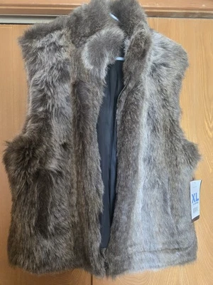 NUEVO CHALECO CON CREMALLERA REVERSIBLE DE PIEL DE VISÓN SINTÉTICO BLASSPORT CON ETIQUETAS ORIGINALES TALLA XL Foto 1 de 4