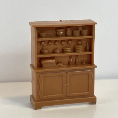 Armario para casa de muñecas MARX Toys Hutch muebles en miniatura de plástico Fort Dearborn Estados Unidos Foto 1 de 4