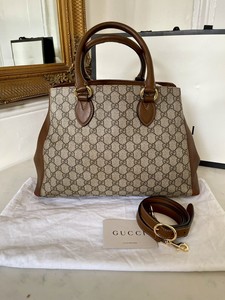 gucci supreme tote bolsa