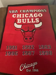Vintage 6 Time Champion Chicago Bulls Filz Banner 24x36 Winning Streak Sports - Bild 1 von 13