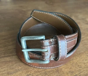 Cinturón de cuero genuino marrón oscuro talla pequeña 30-22 Stone Mountain hebilla tono plata - Imagen 1 de 7