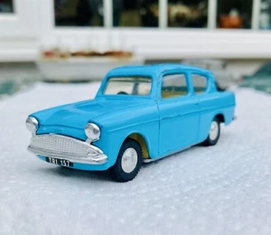 All ORIGINAL TRI-ANG SPOT ON 213: FORD ANGLIA 1962 IN RARER MID-BLUE. EXCELLENT - Picture 1 of 23