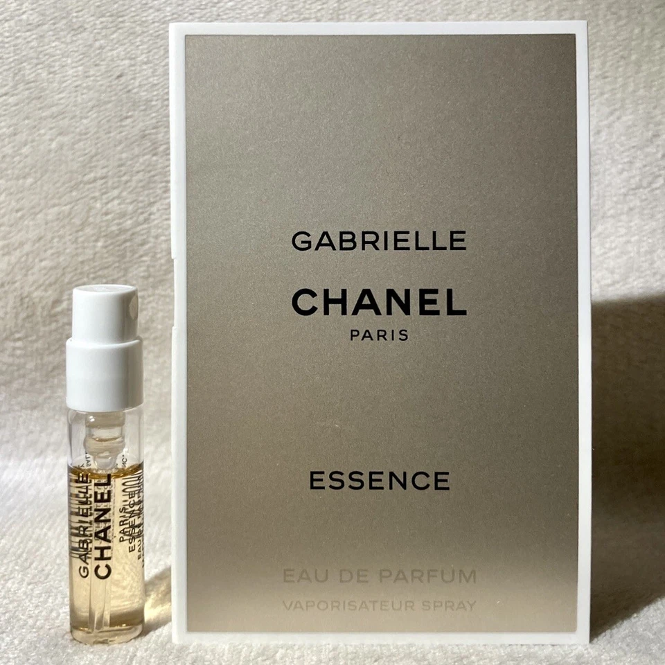 on Card Gabrielle CHANEL Essence Eau De Parfum .05 FL Oz Sample Spray