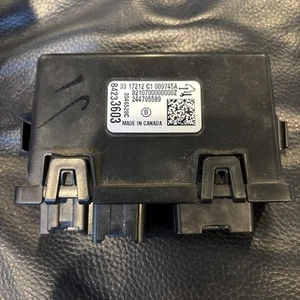 New OEM GM Body Control Module 2018-2020 GMC Terrain 84233603 - Picture 1 of 3