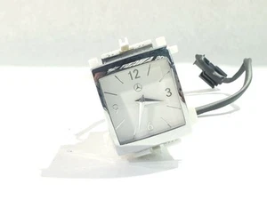 2007 2014 Mercedes S550 OEM Center Vent Dash Clock A2218270370 - Picture 1 of 12