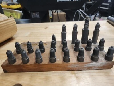 Electrodos de roscado orbital Poco EDM-C3 y Graphel estándar 3/8-18 Npt 21 Total Foto 1 de 4