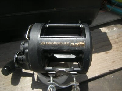 Shimano Triton TLD25 Trolling Fishing Reel - Well Functioning - Image 1 of 4