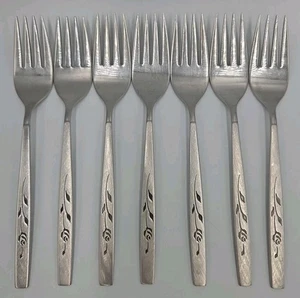 Oneida Craft CAPISTRANO Stainless  Deluxe Rose  CHOICE Flatware 7 Salad Forks - Picture 1 of 10
