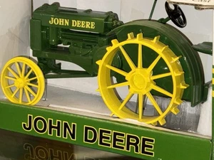 SpecCast JOHN DEERE 1/16 Scale "BO" Tractor on Steel Die-Cast Replica New in Box - Picture 1 of 7