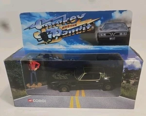 Corgi CC54508 Smokey and the Bandit Pontiac Firebird With Resin Figure 2002 NOB - Picture 1 of 8
