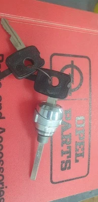 Bloqueo maletero trasero opel rekord nos original 90094107 Foto 1 de 4