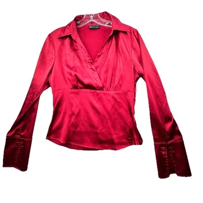 Babydoll de colección Y2K Iz Byer rojo satinado talla mediana hada gótico caprichoso Foto 1 de 4