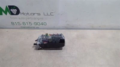 2018-2021 CHEVROLET EQUINOX FUSE BLOCK MODULE 22923945 - Image 1 of 4