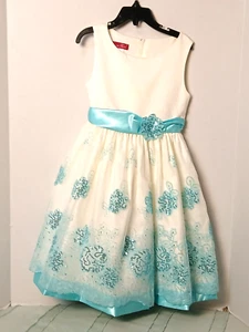 Child dress - Picture 1 of 6