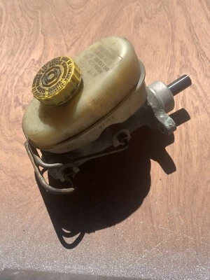 Cilindro maestro freno jeep cherokee xj Foto 1 de 4