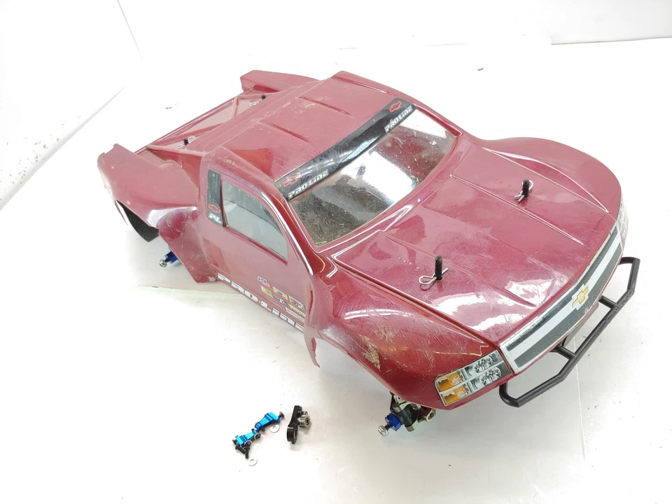 *UPGRADED* Team Associated SC10 2wd 1/10 Short Course Truck Roller Slider Chassi - Image 1 of 4