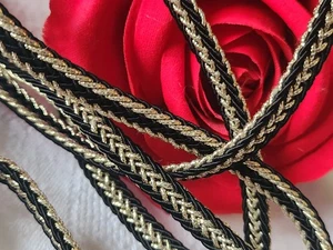 Galon vintage noir doré made In France  2 métres sur 0,6 cm A3 - Picture 1 of 4