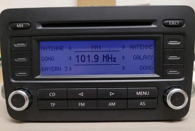 VW RCD 300 für Golf 5; 6 etc mit Code - Bild 1 von 4