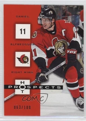 2005-06 Fleer Hot Prospects Red Hot /100 Daniel Alfredsson #69 HOF - Image 1 of 2