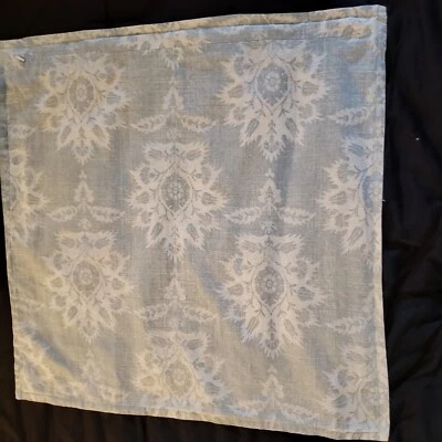 Funda de almohada Pottery Barn 25 pulgadas X 25 en crema y lívida Foto 1 de 4