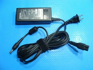 Cargador adaptador de alimentación de CA genuino Toshiba P/N PA3714U-1ACA 19V 3.42A TIP1.7*5.5 mm - Imagen 1 de 5
