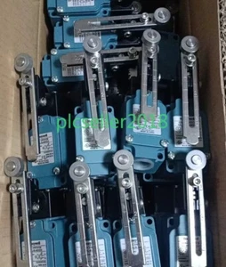 1PC NEW Honeywell SZL-VL-S-B-N-M Limit Switch Side Rotary, 380 V, 18 N-cm - Picture 1 of 2