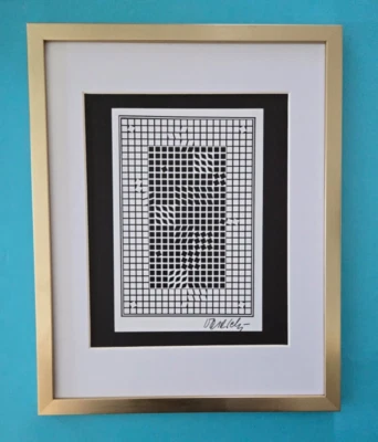 VICTOR VASARELY + IMPRESSÃO ABSTRATA GEOMÉTRICA ASSINADA DE 1970 + NOVA MOLDURA 14x11 polegadas. - Imagem 1 de 3