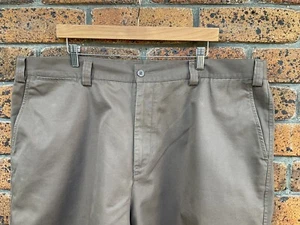 R. M. Williams Mens Dress Shorts ** Sz: 44”/112 cm - Picture 1 of 10