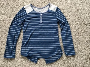 Camisa torso de manga larga embellecida a rayas azules talla M en muy buena condición - Imagen 1 de 4