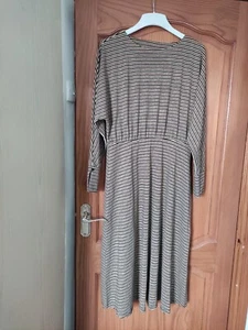 Dranella dress - Large - Picture 1 of 6