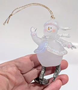 Adorno de Navidad Vidrio Esmerilado Patinaje Muñeco de Nieve Base de Metal Brillo 3.25"  - Imagen 1 de 6