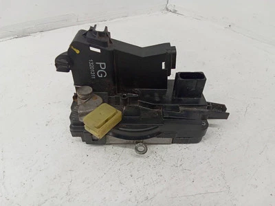 Cerradura puerta delantera izquierda opel vectra c gts 13201311 1.9 diésel 88kw 2004 27651373 - Imagen 1 de 4