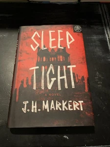 Sleep Tight : A Novel by J. H. Markert (2024, Hardcover) - Foto 1 di 11