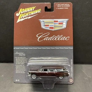 Johnny Lightning 1959 Cadillac Leichenwagen Druckguss Metall Gummireifen 1:64 braun - Bild 1 von 8