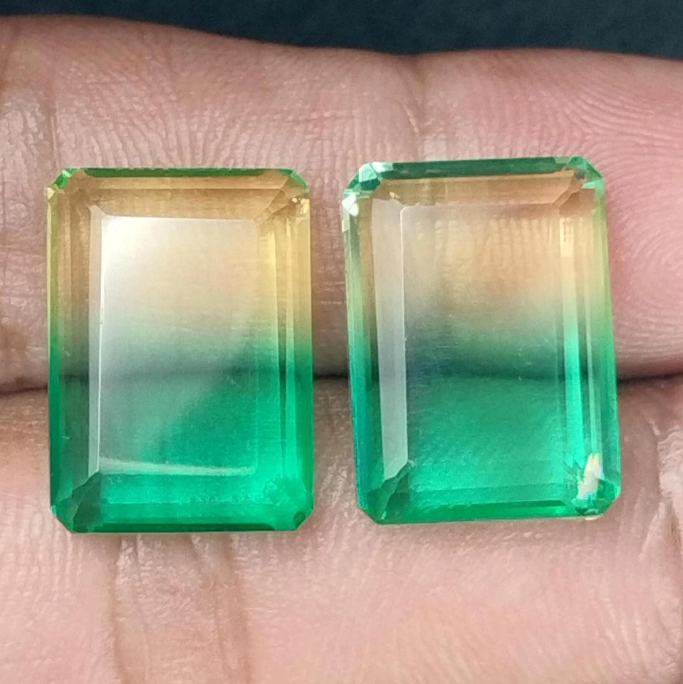 Par de piedras preciosas sueltas dobles de turmalina orgánica brillante de 30,00 quilates ambos peldaños laterales Foto 1 de 4