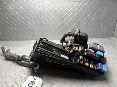 2013-2018 Toyota Avalon 3.5L Engine Fuse Box (2GRFE engine, 6 cylinder) - Image 1 of 4